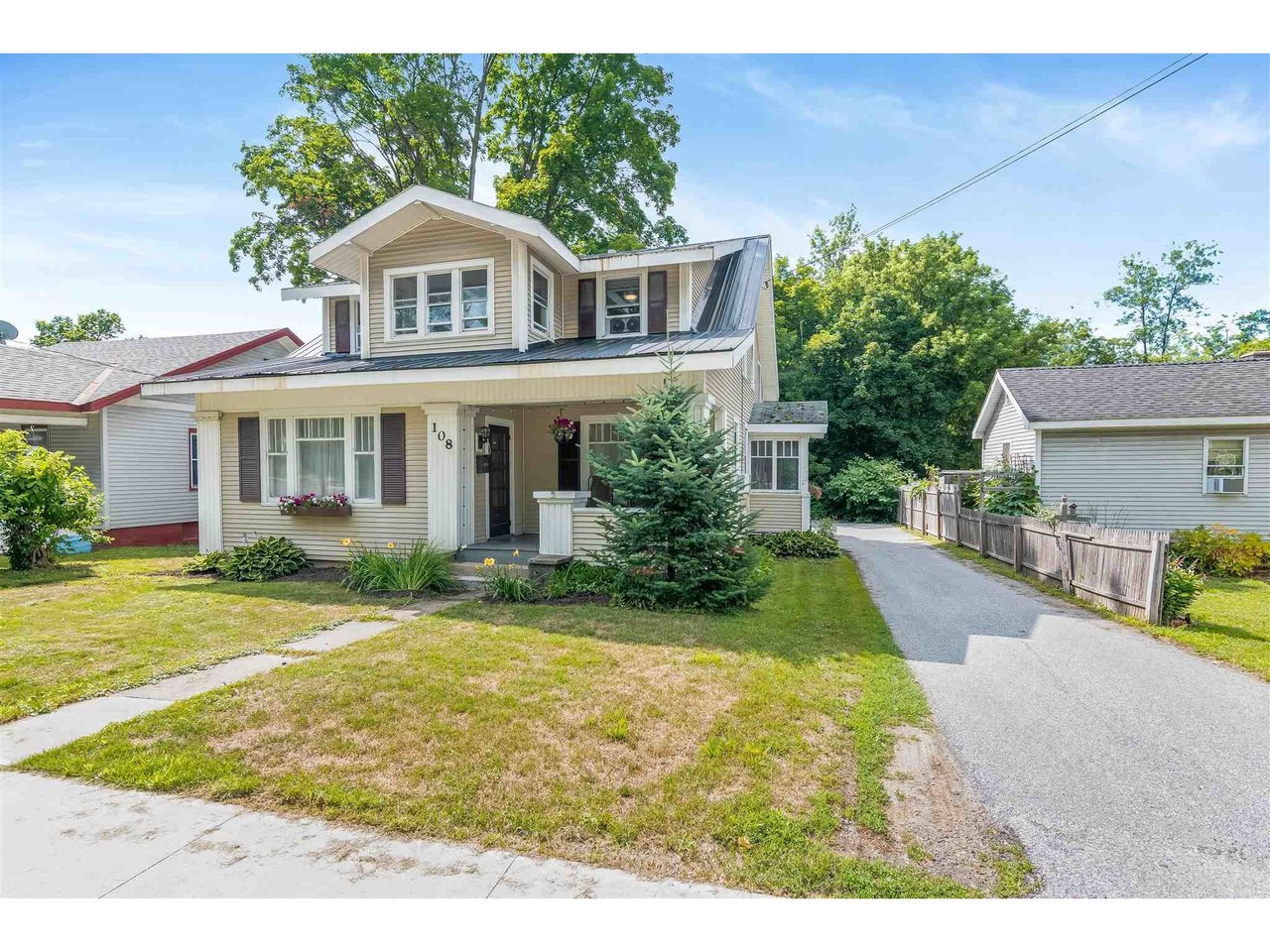 108 South Main Street St. Albans City, Vermont Sold in 2020