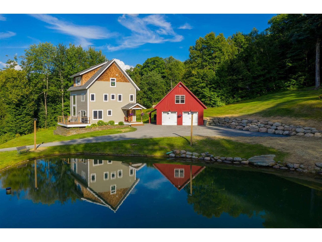 592 Ayers Farm Road Stowe, Vermont Sold in 2020