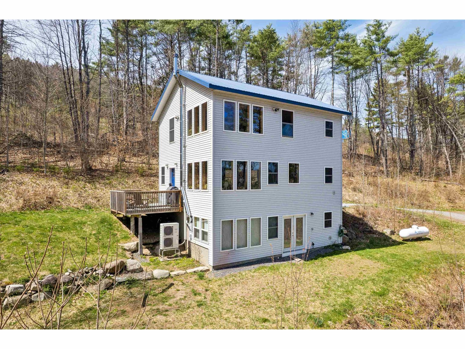 483 North Pleasant Street