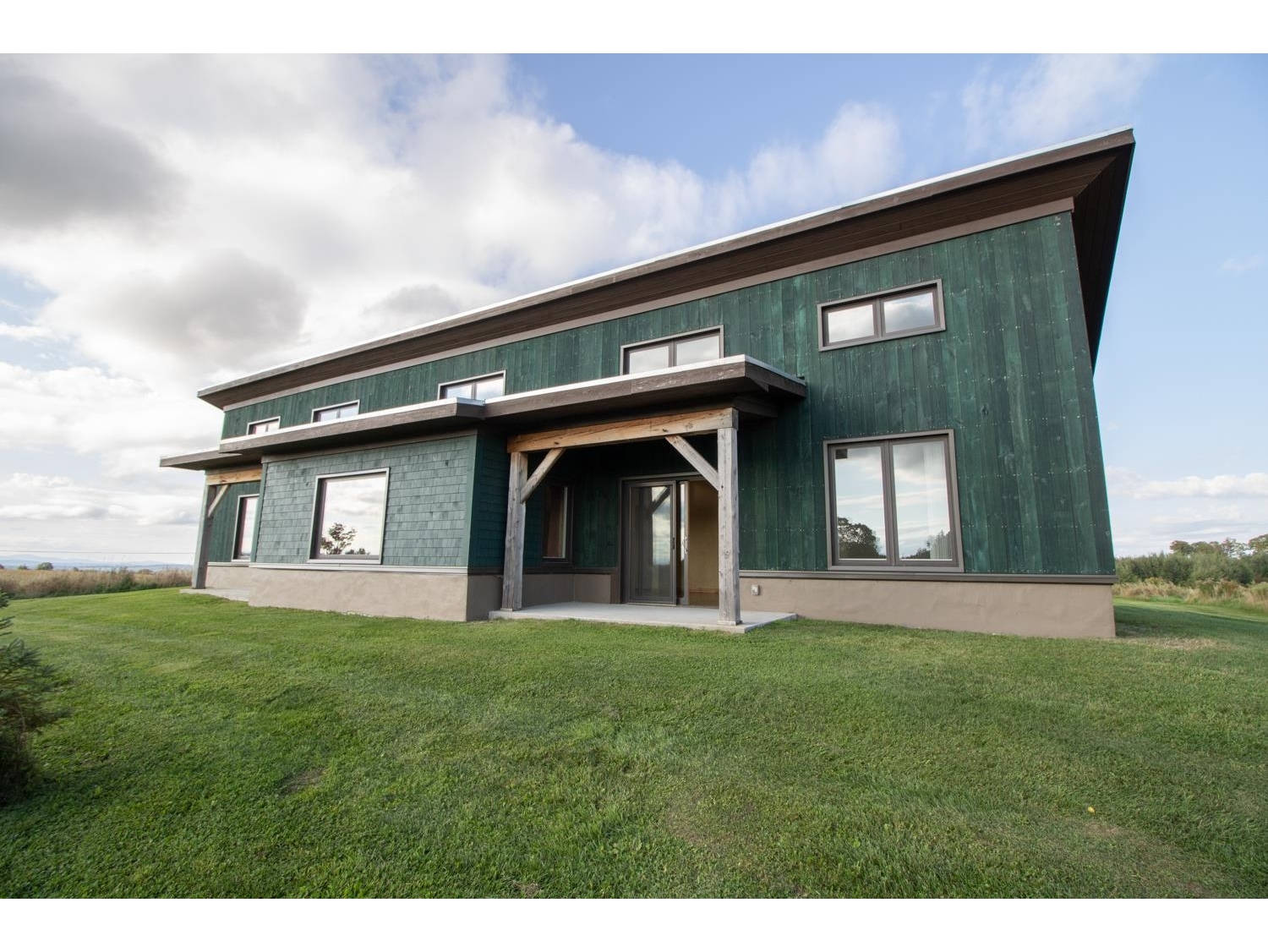 1136 Holland Pond Road Holland, Vermont Sold in 2022