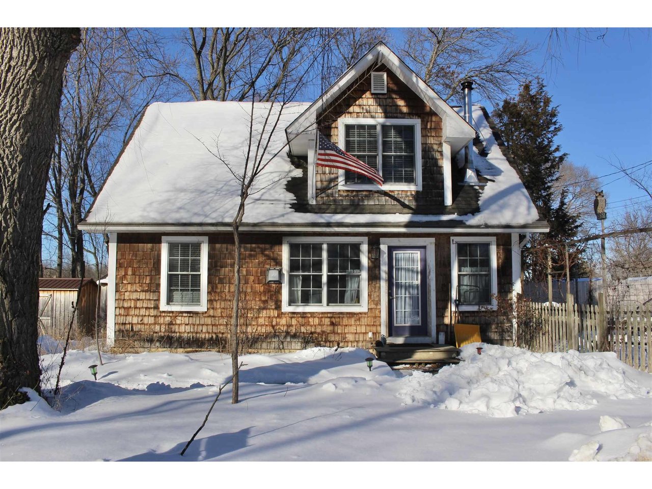 39 Donaldson Road Grand Isle, Vermont Sold in 2021