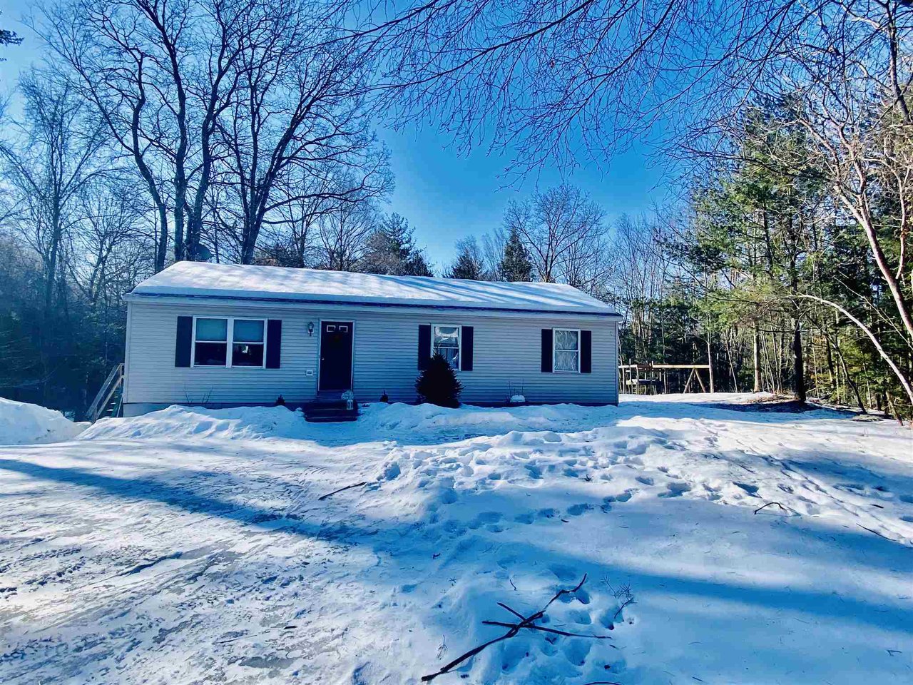 179 Breezy Acres Drive Vernon, Vermont