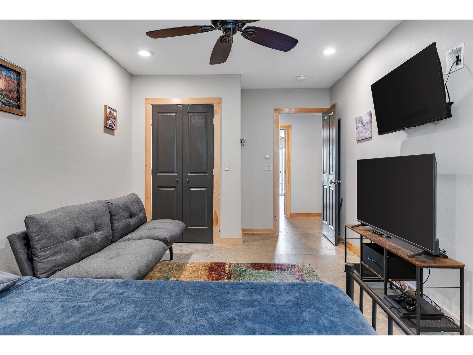 485 Smith Road