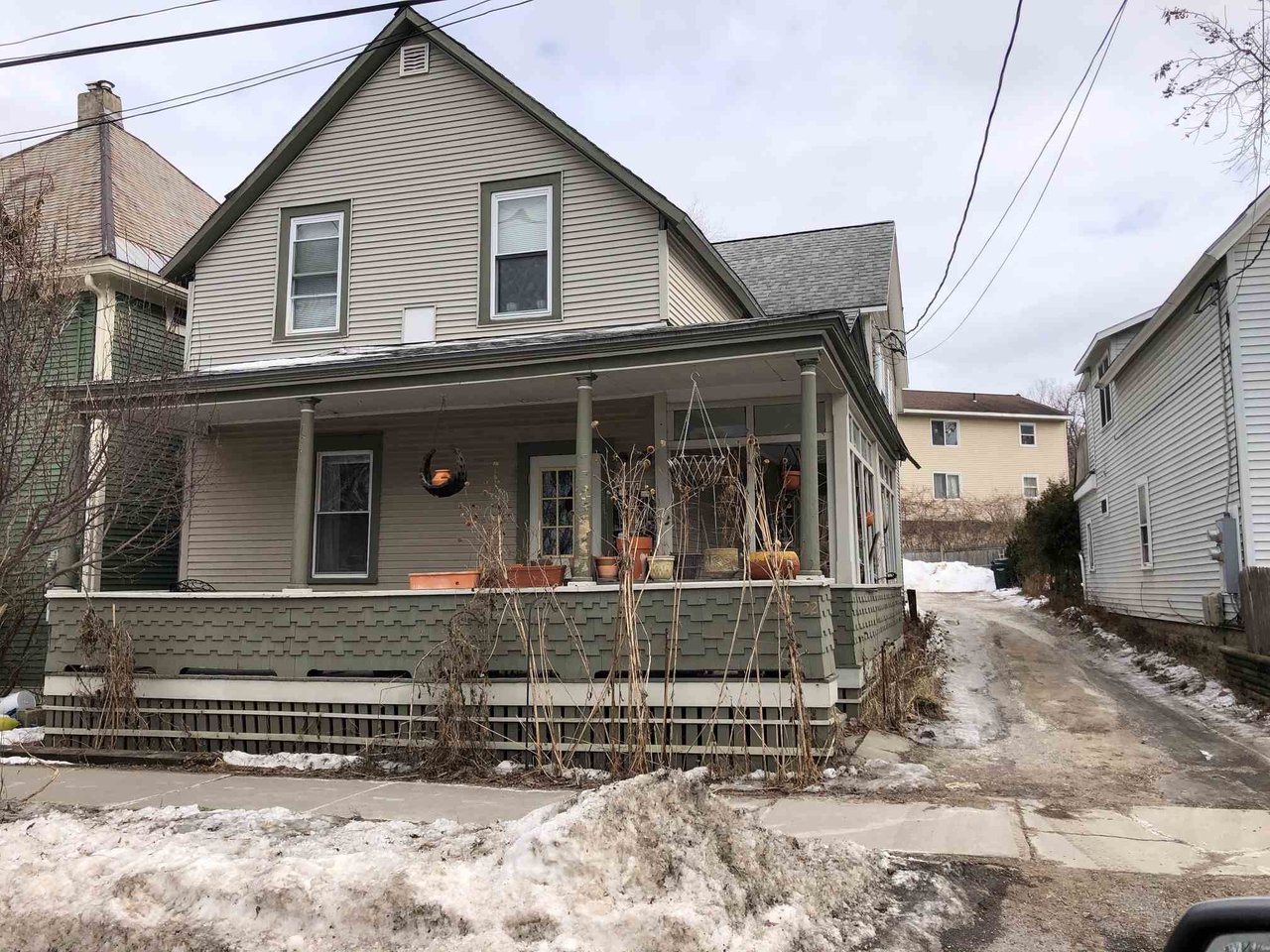 2224 Hayward Street Burlington, Vermont Sold in 2021 Coldwell