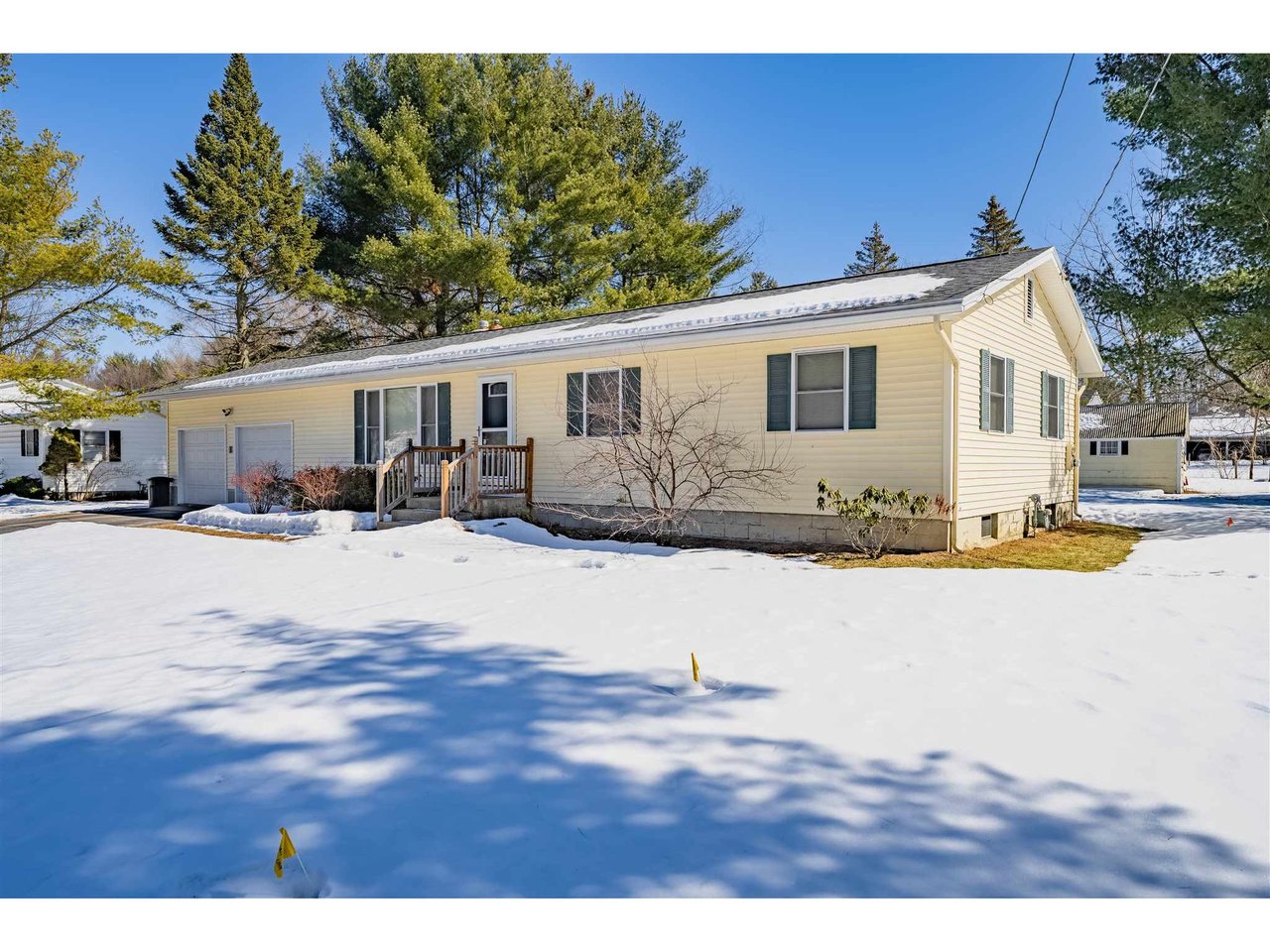74 Cobbleview Drive Colchester, Vermont Sold in 2021