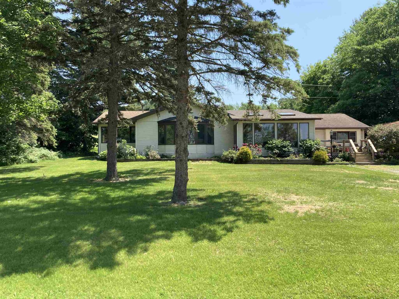 1181 West Shore Road Alburgh, Vermont