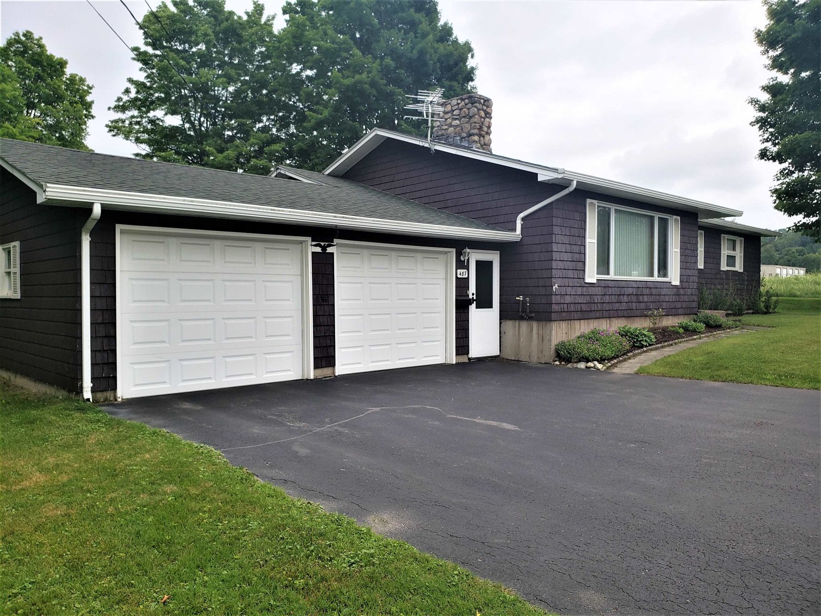 487 Prouty Drive