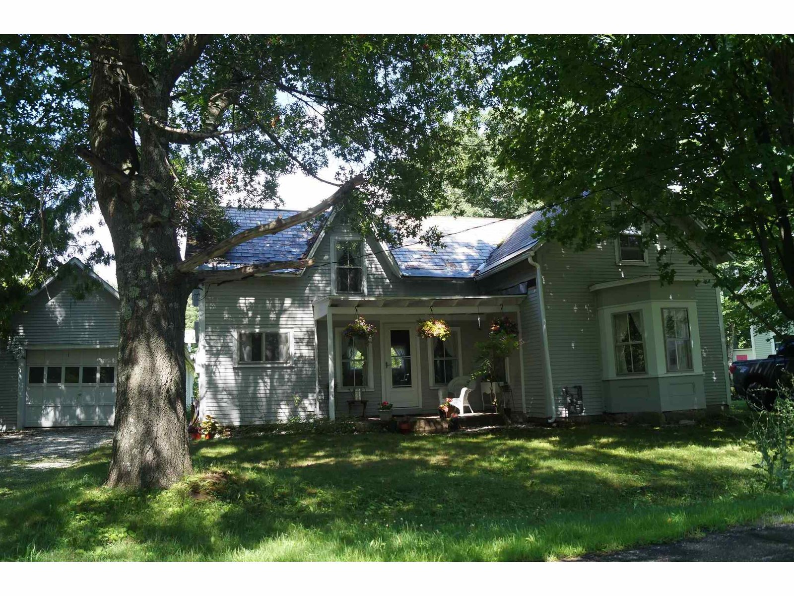 33 Lee River Road Jericho, Vermont Sold in 2022