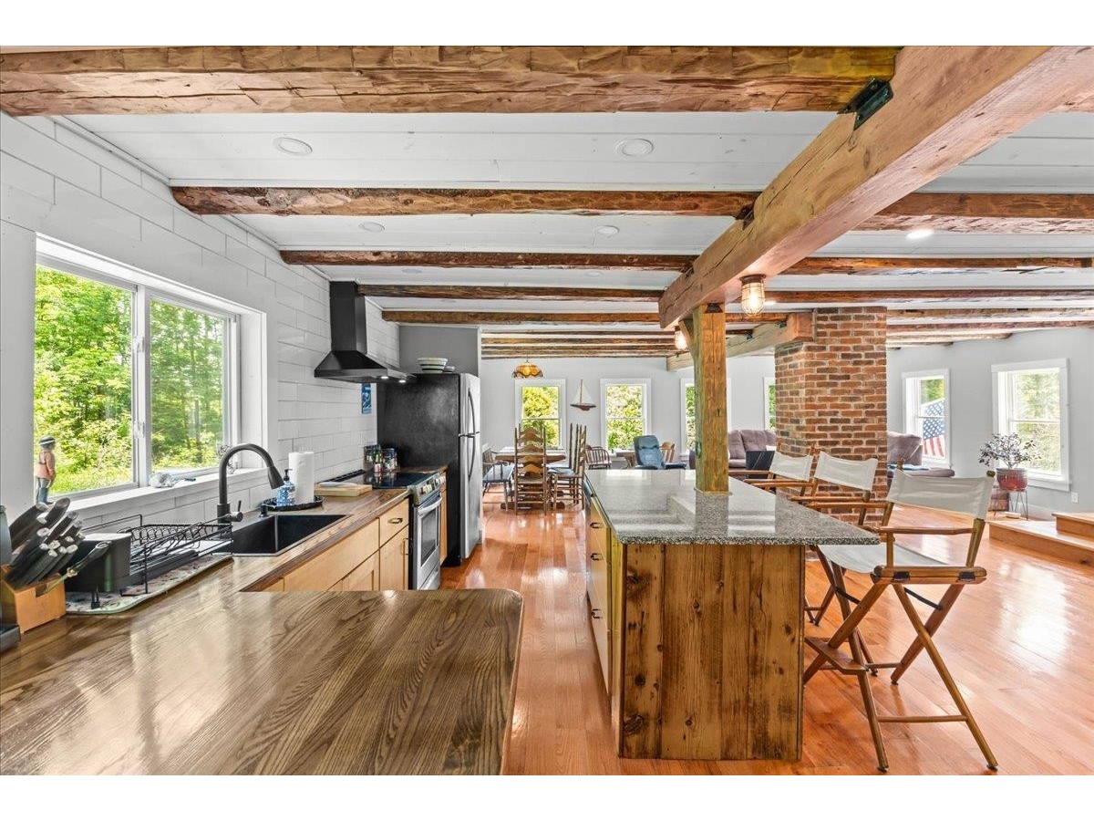 488 Beach Road
