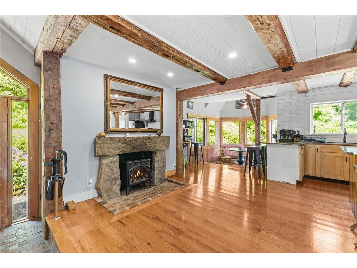 488 Beach Road