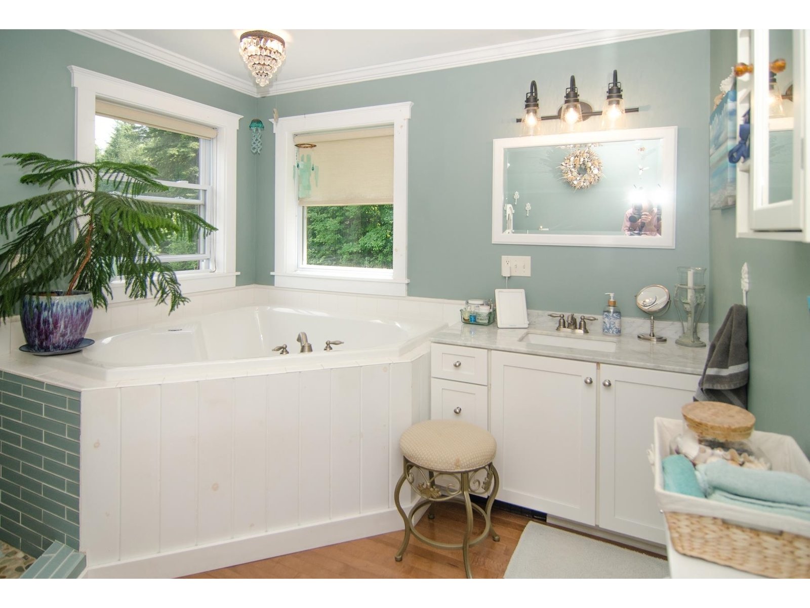 488 Kittredge Road