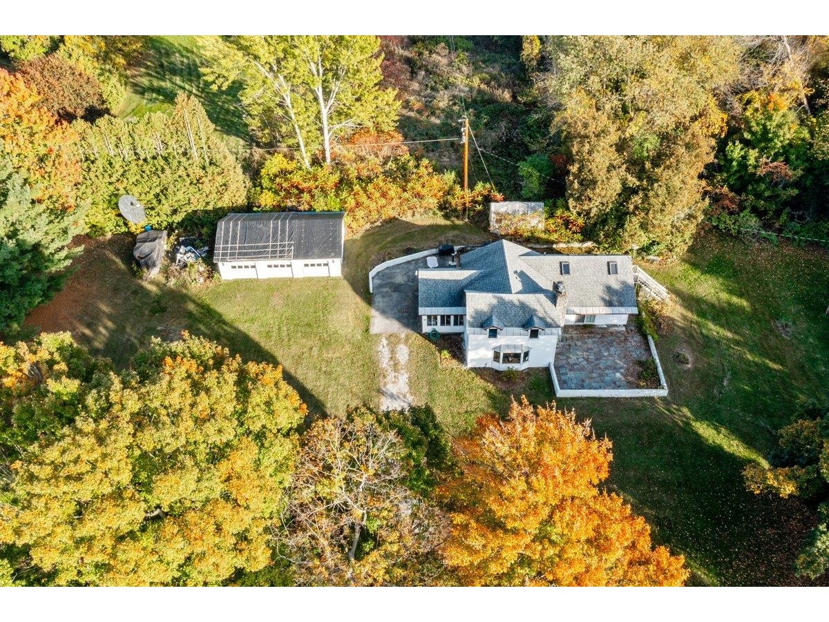 489 West Shore Road
