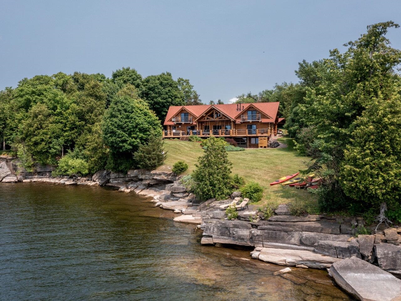 489 West Shore Road, South Hero