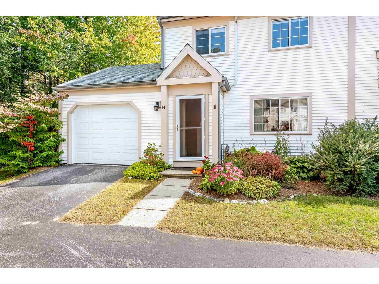 48H Starbird Road