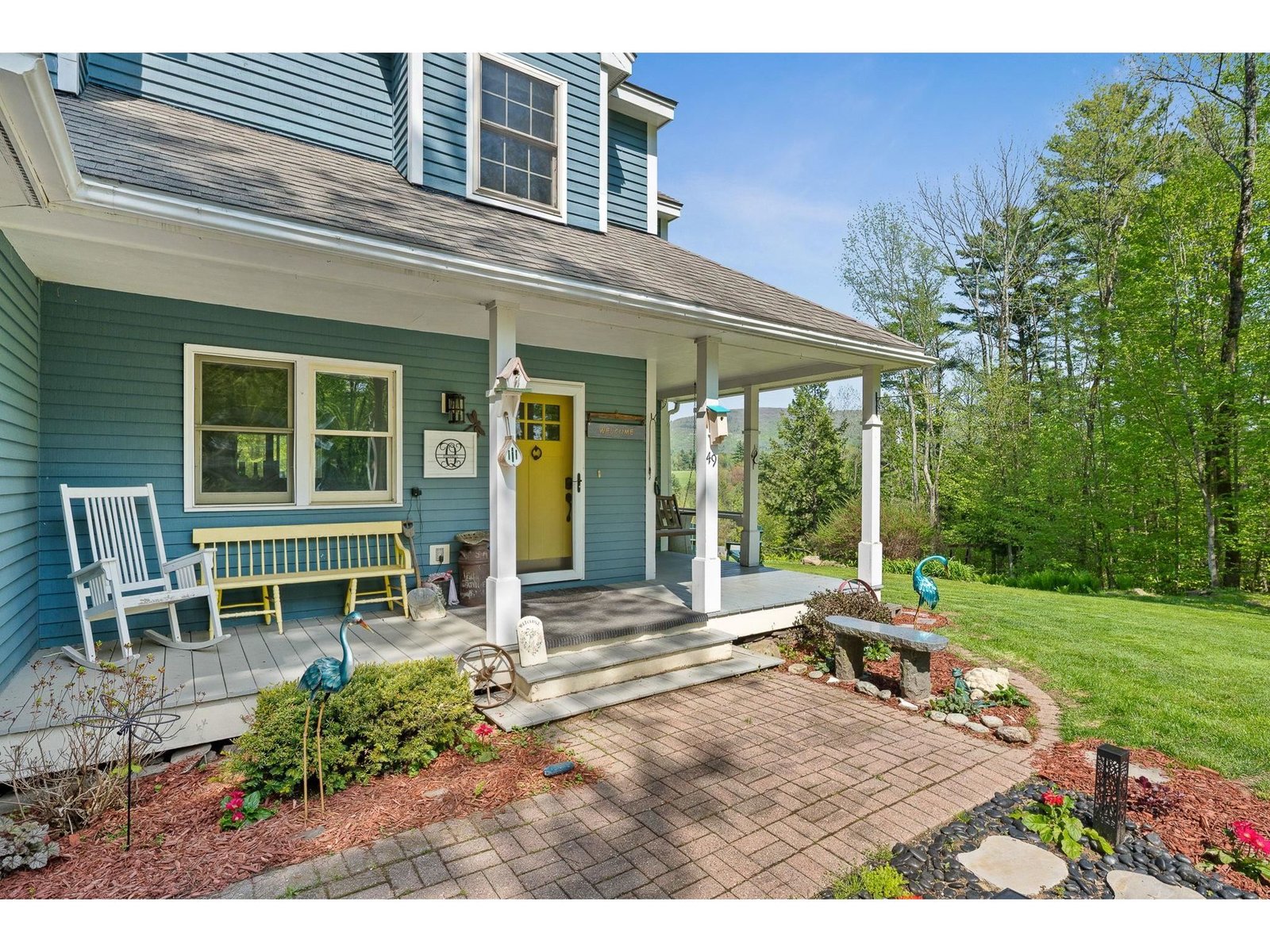 49 Edgewater Terrace