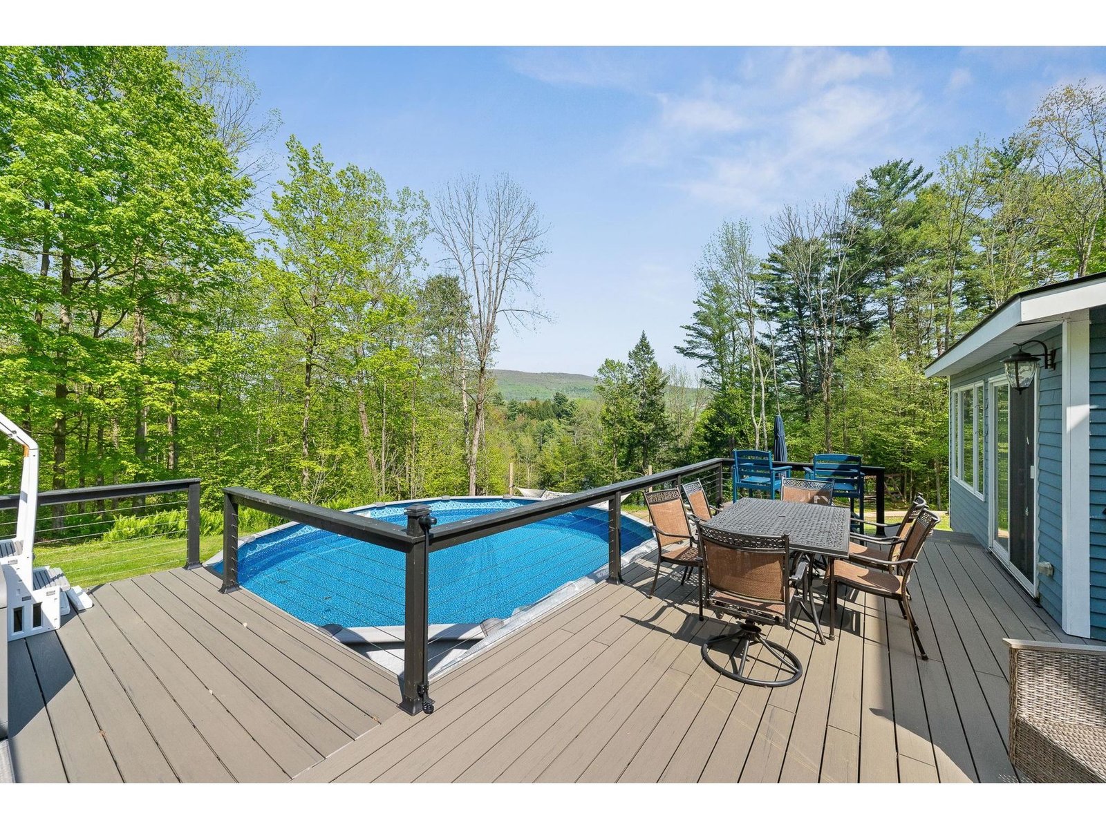 49 Edgewater Terrace