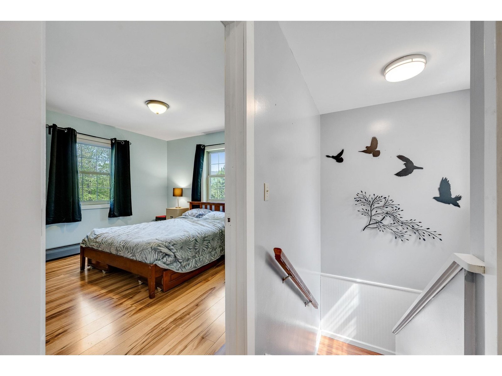 49 Edgewater Terrace
