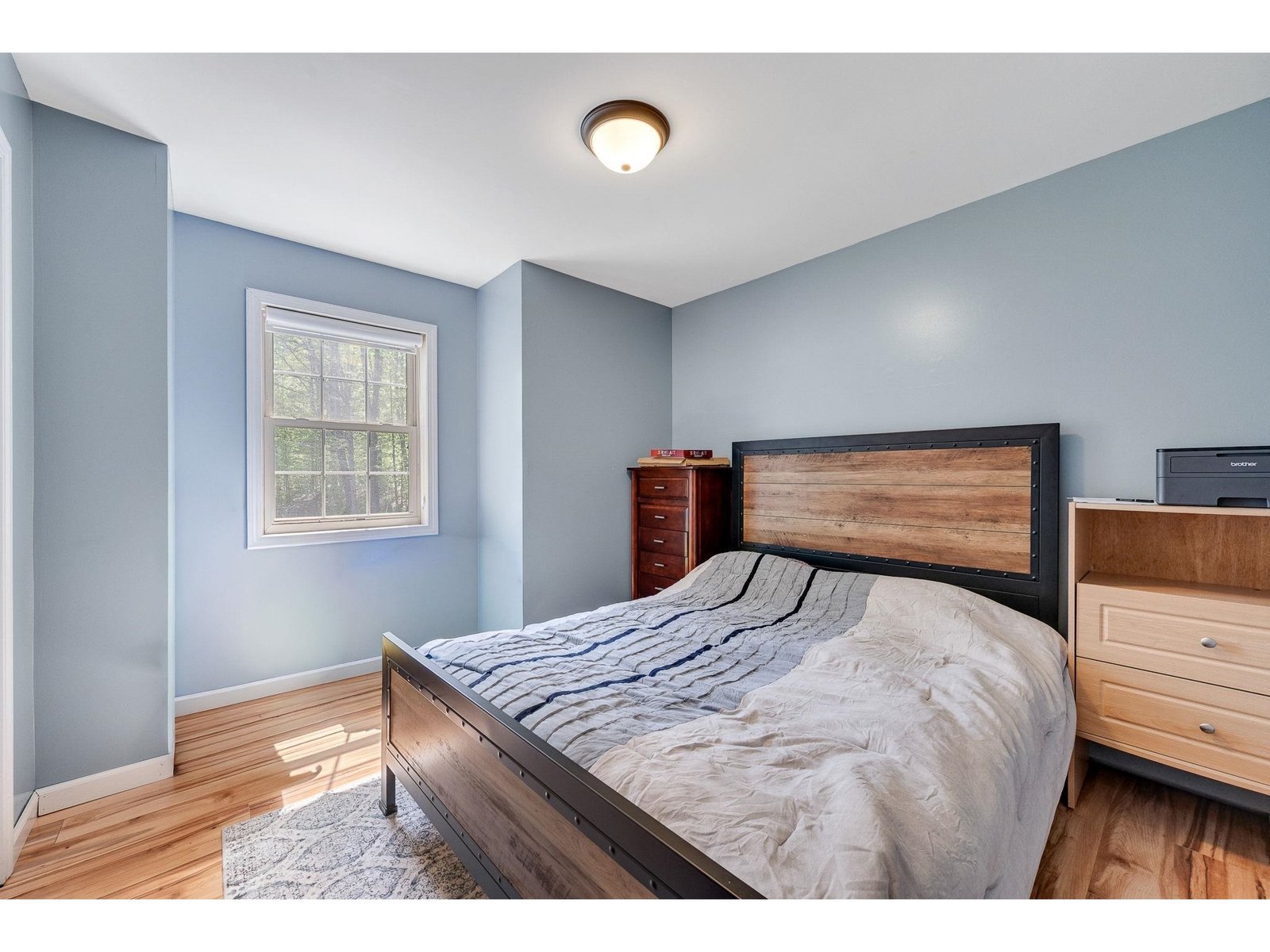 49 Edgewater Terrace