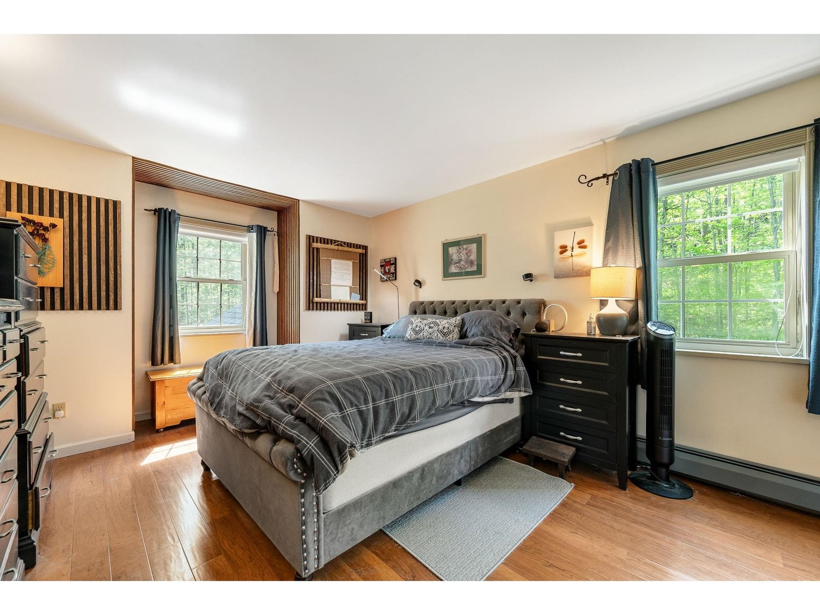 49 Edgewater Terrace