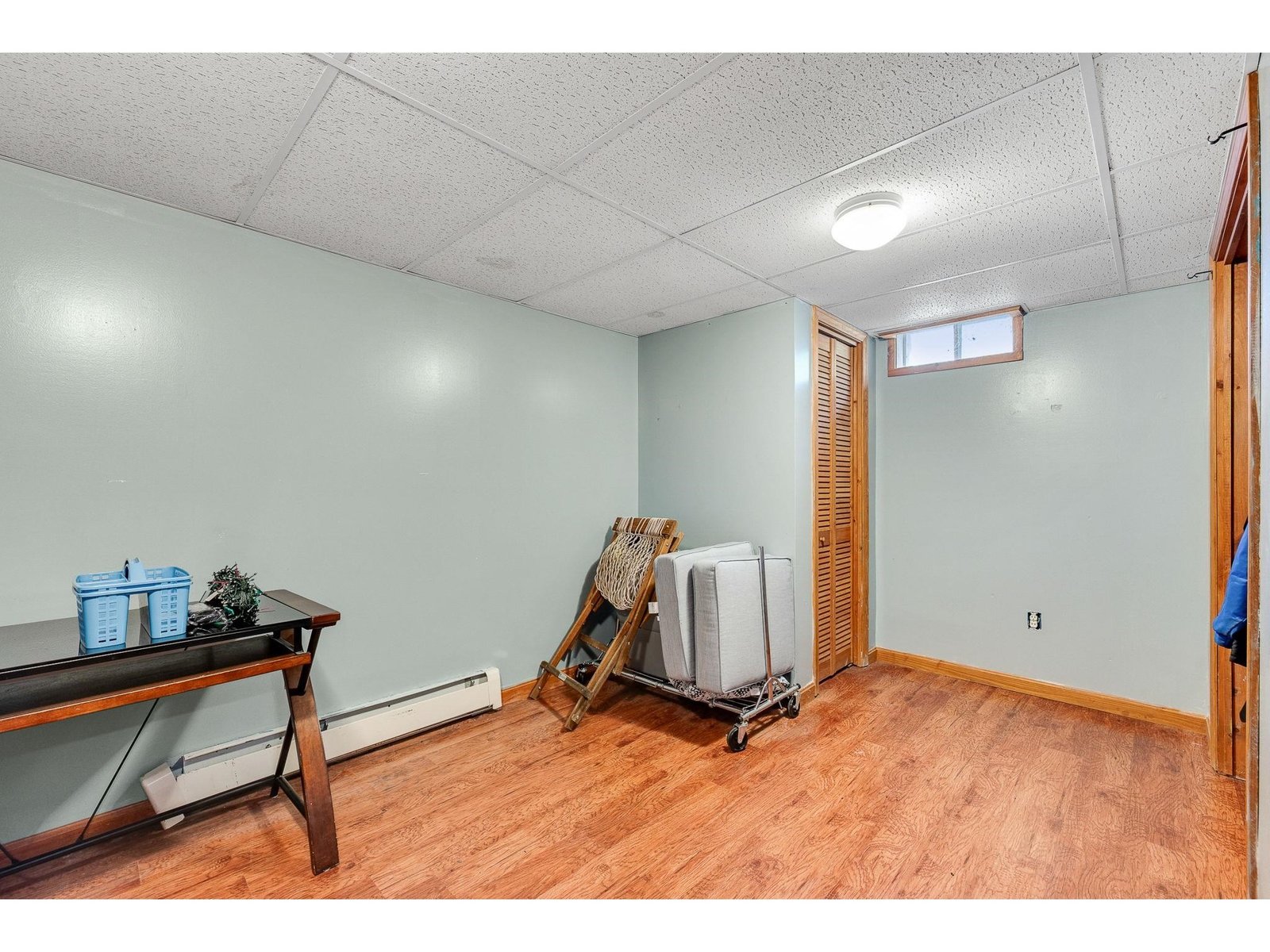 49 Edgewater Terrace