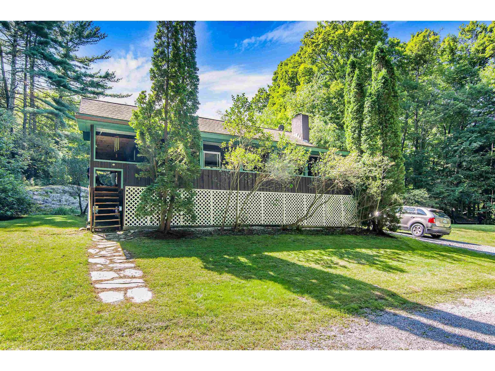 49 Forest Road