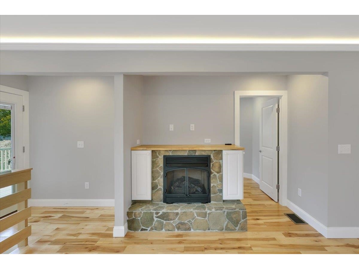 49 Hemlock Circle