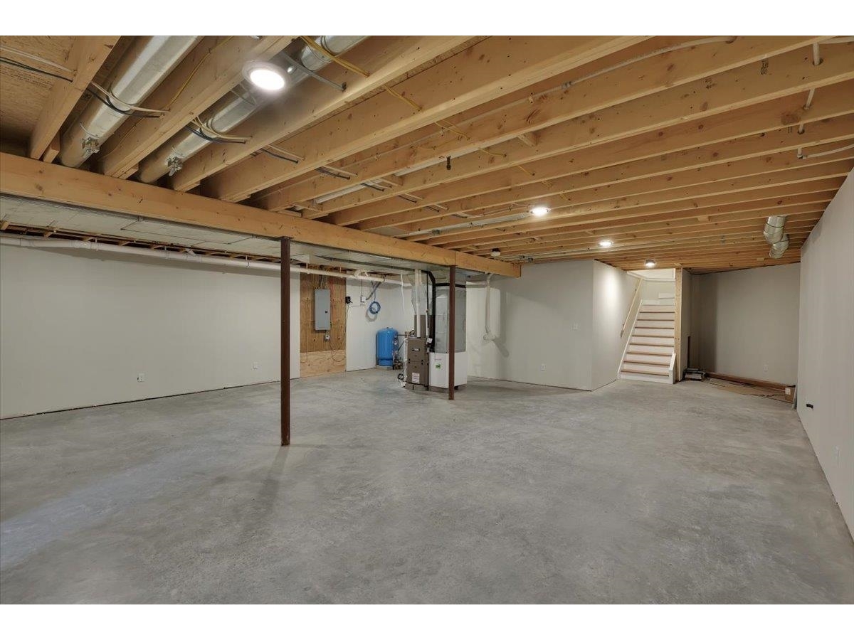 49 Hemlock Circle