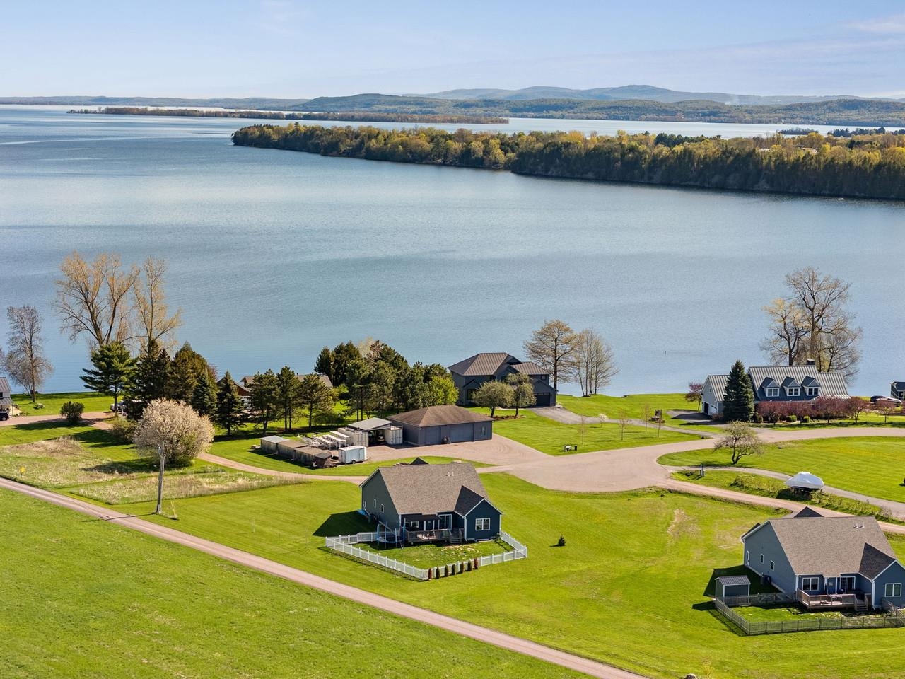 Deeded access to Keeler Bay