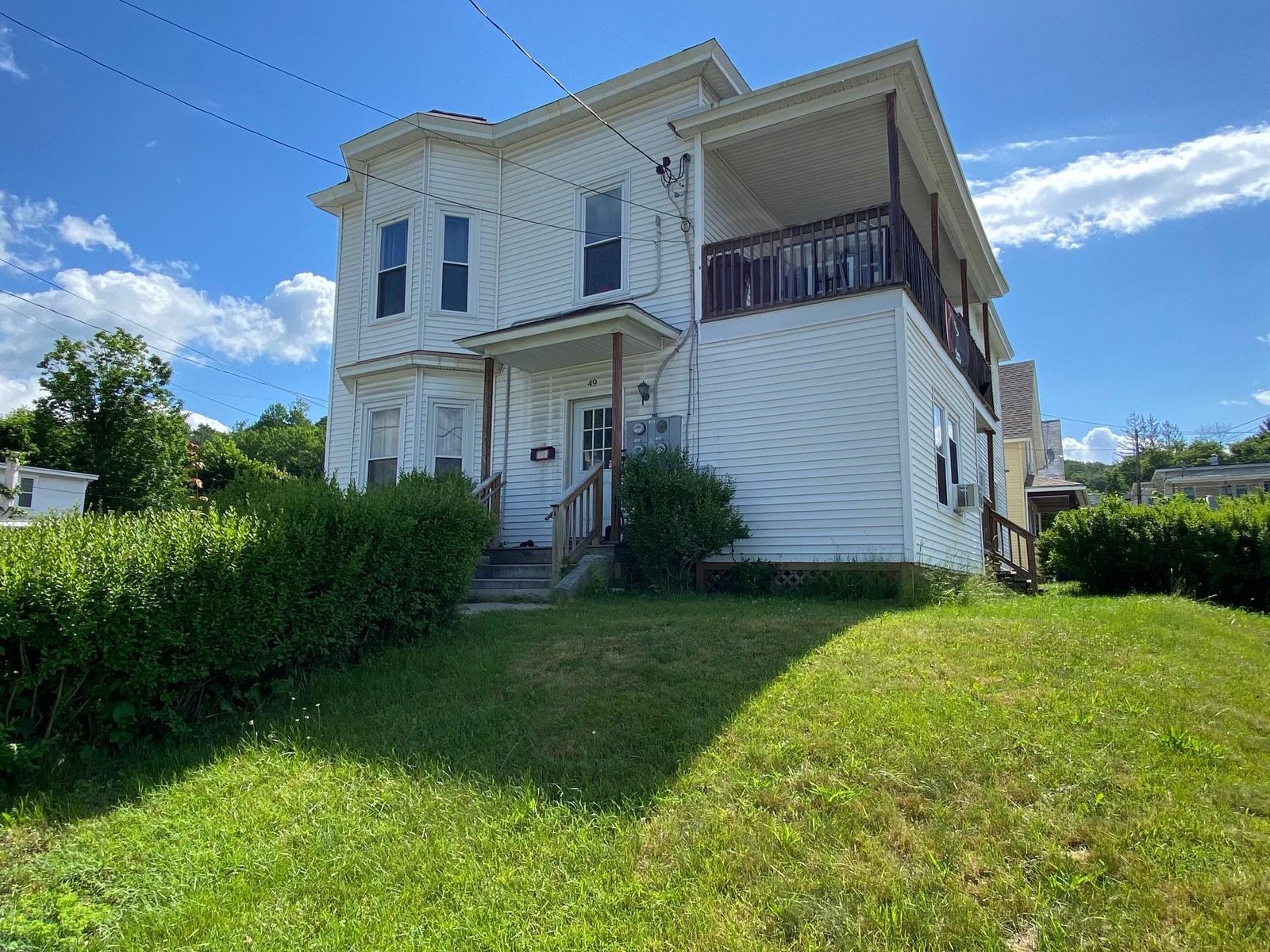 49 Maple Avenue