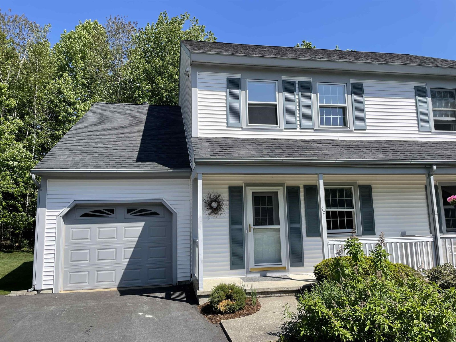 49 River View Drive
