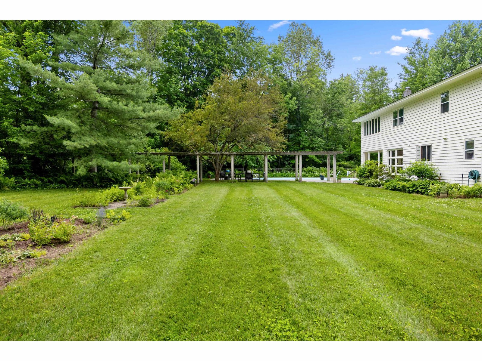 Sprawling Lawn