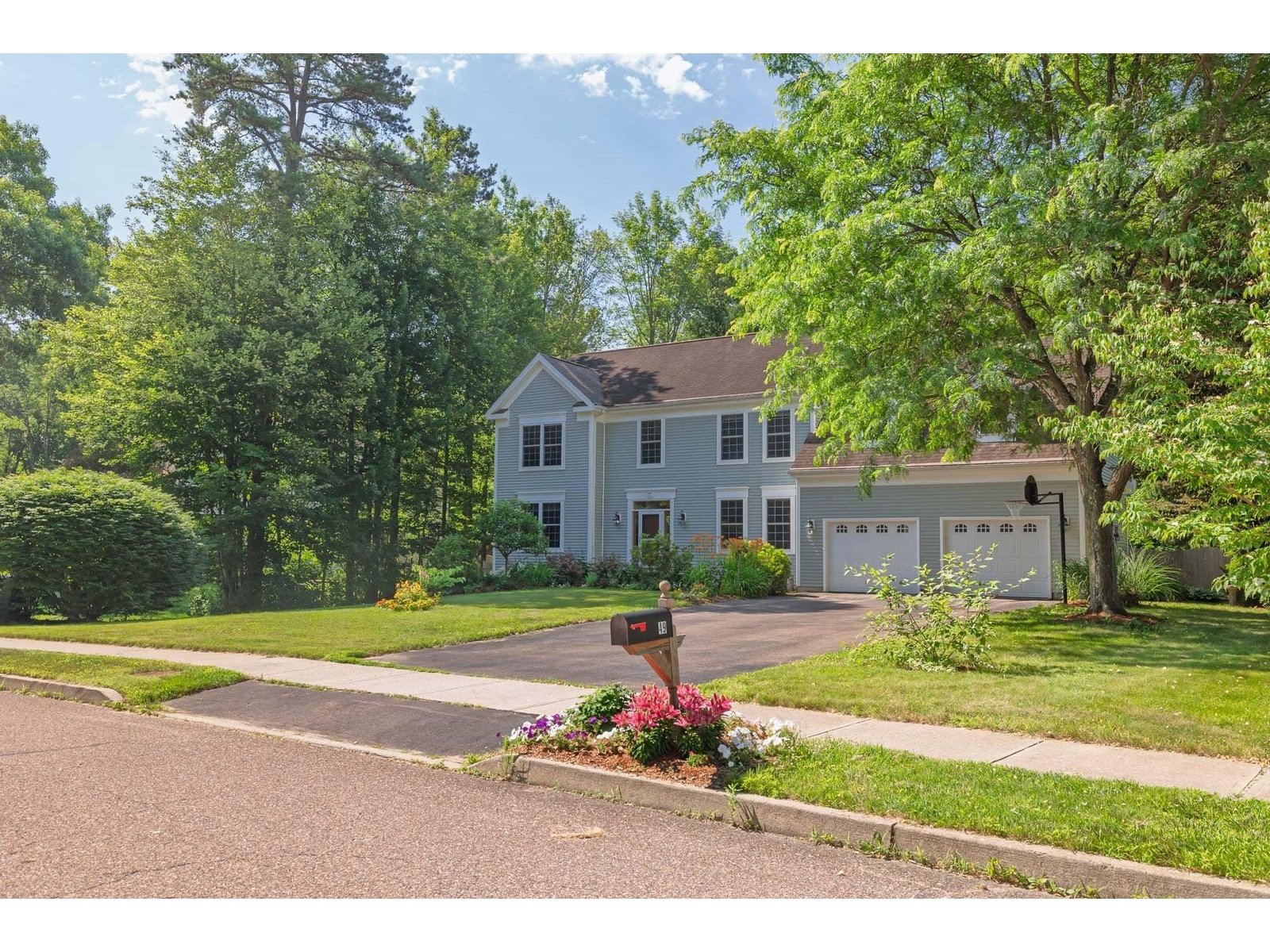 49 Sydney Drive