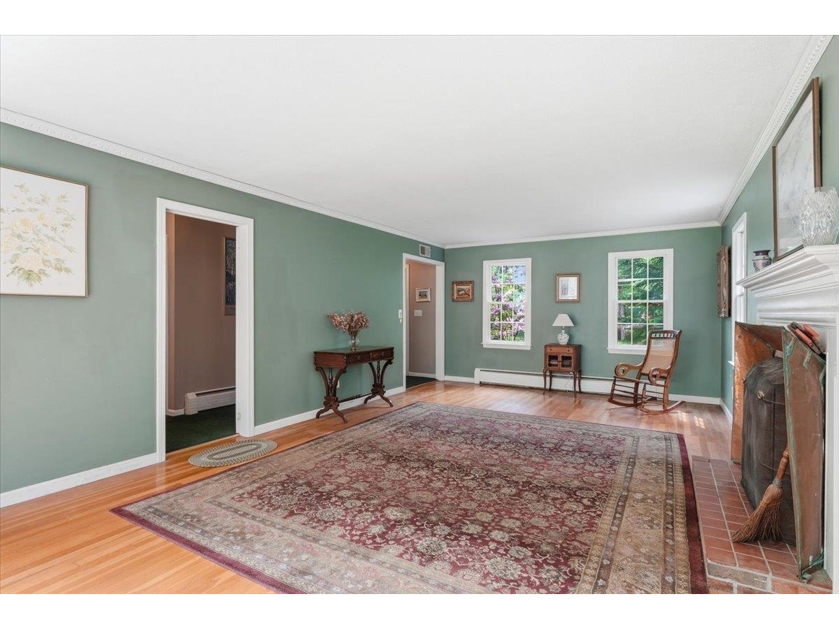 490 Juniper Ridge