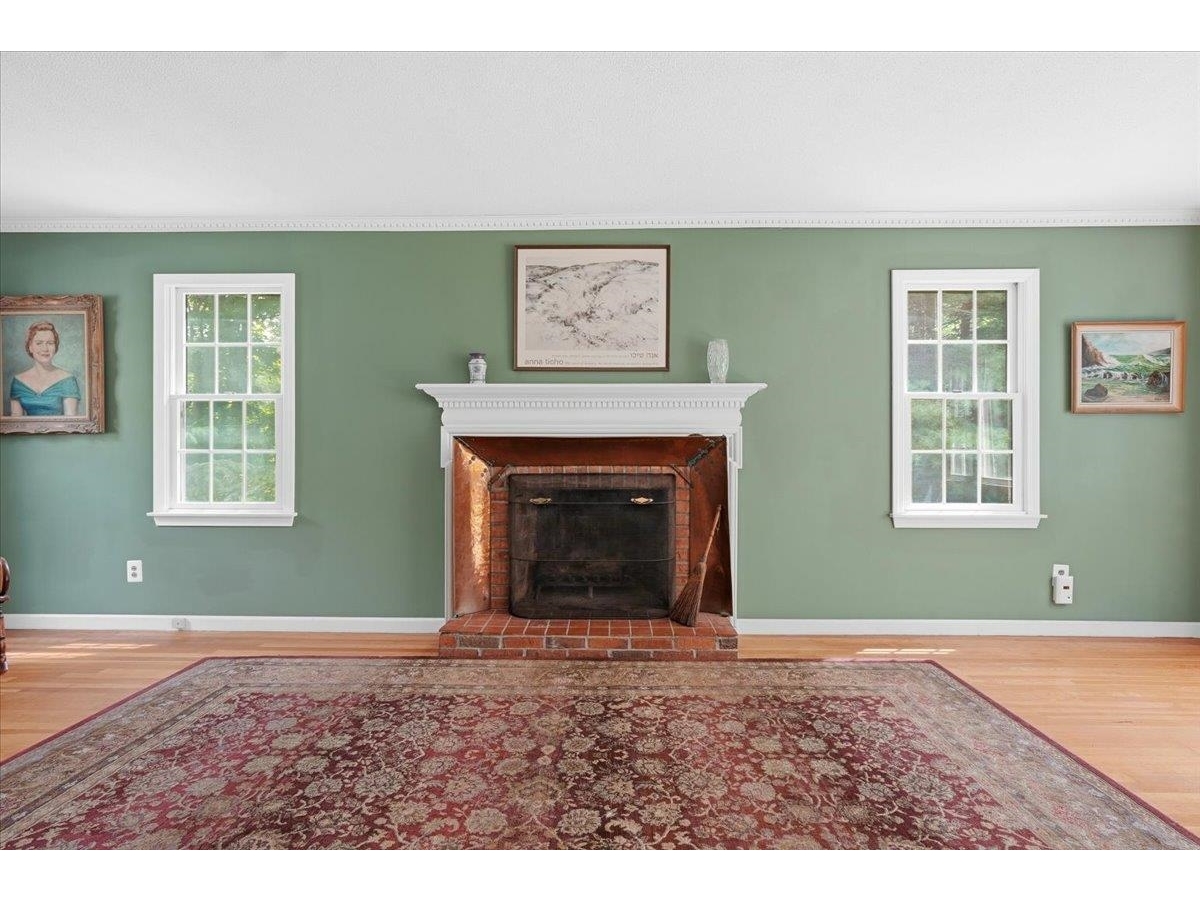 490 Juniper Ridge