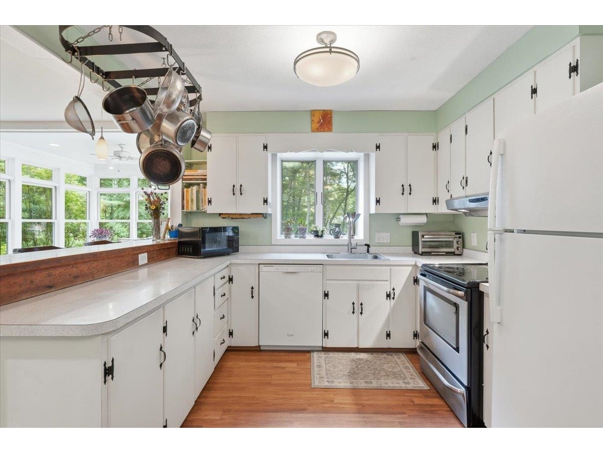 490 Juniper Ridge