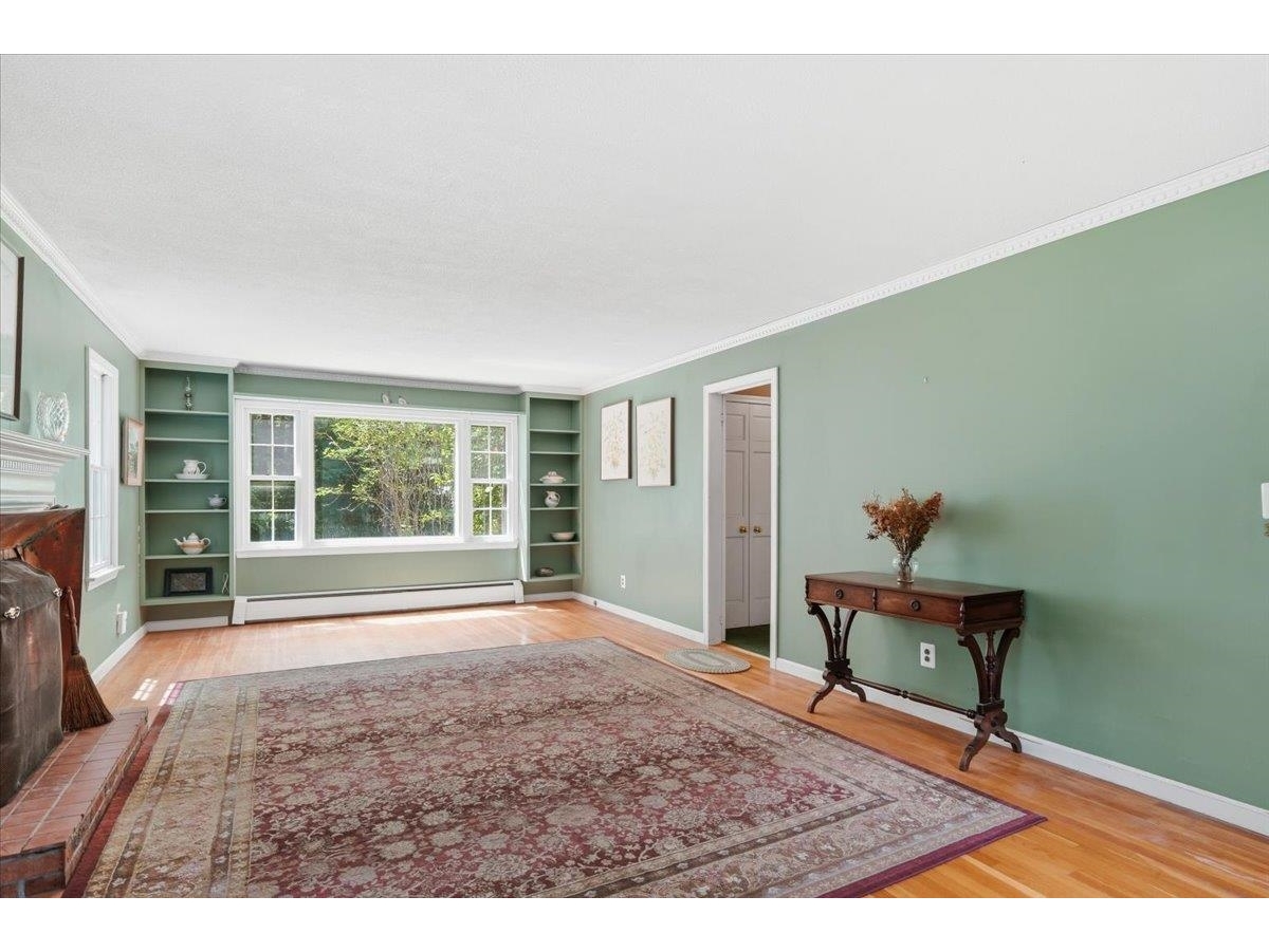 490 Juniper Ridge