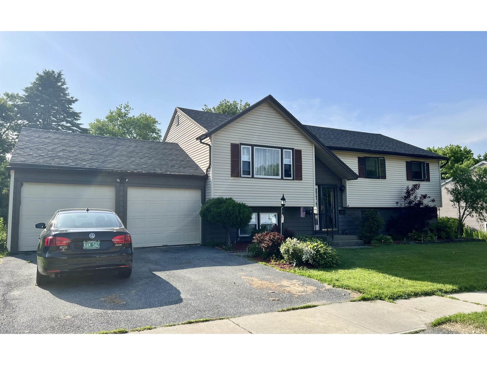 Sold property in Burlington Sold property in Burlington