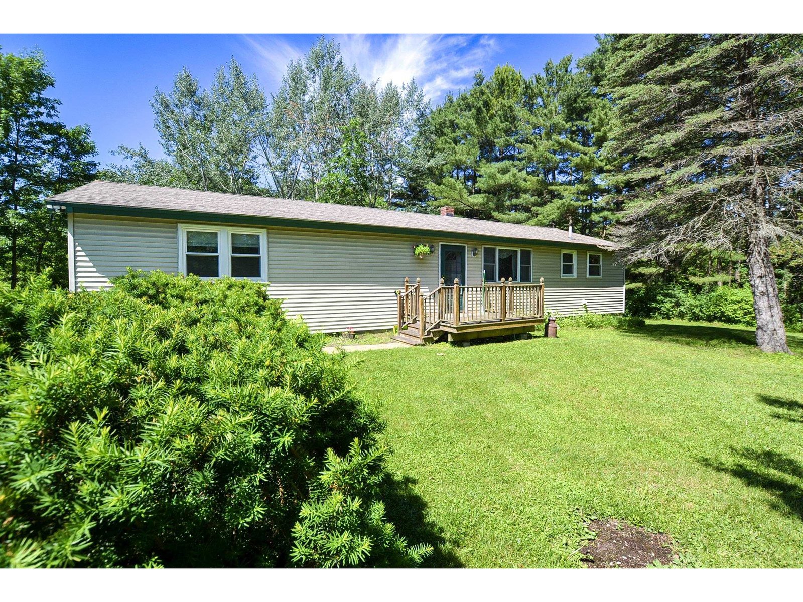 492 Curve Hill Road, Colchester