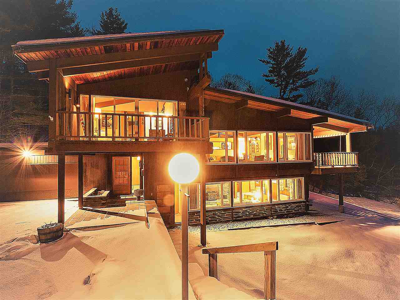 494 Stowe Hollow Road
