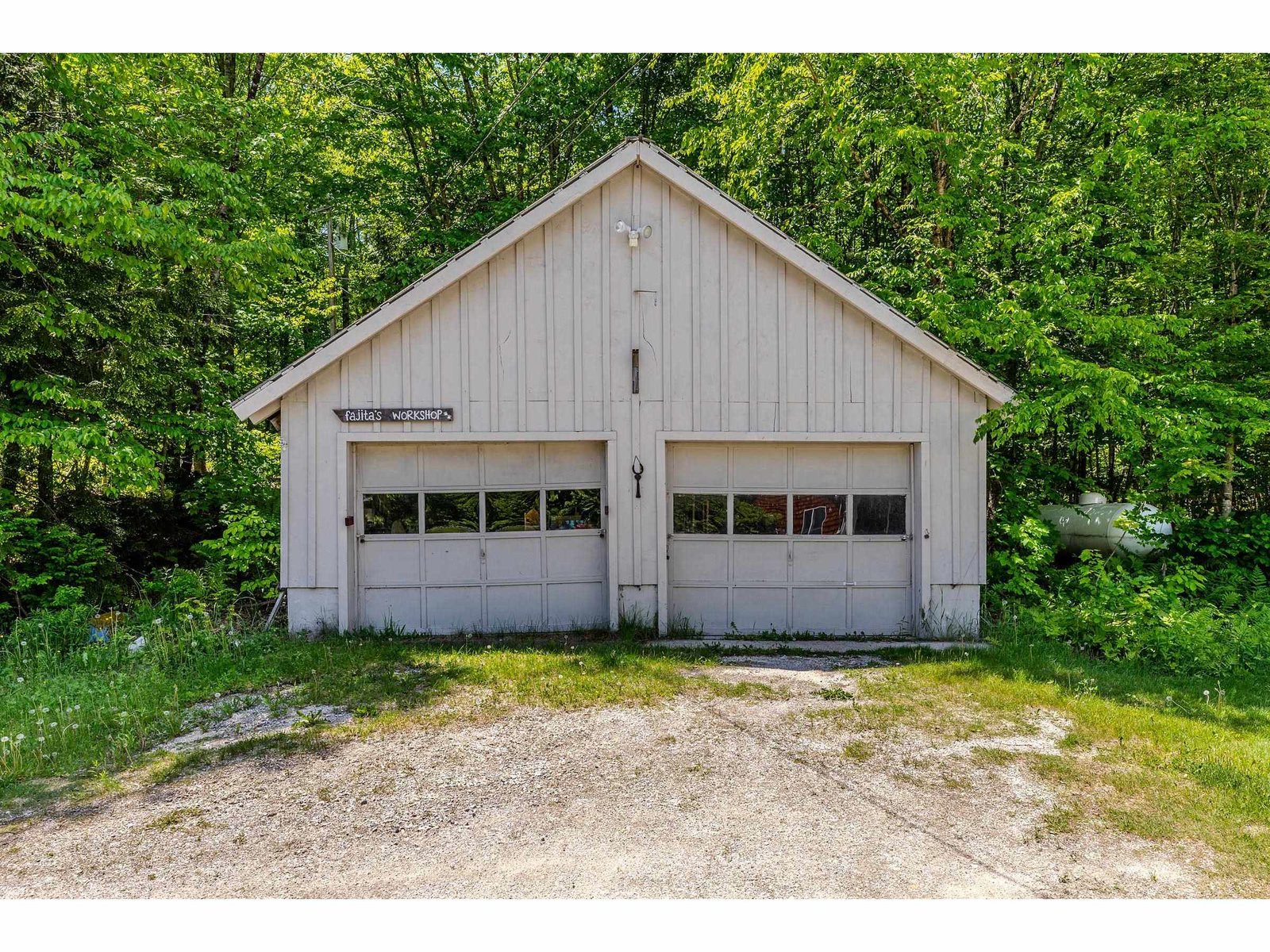 494 West River Road