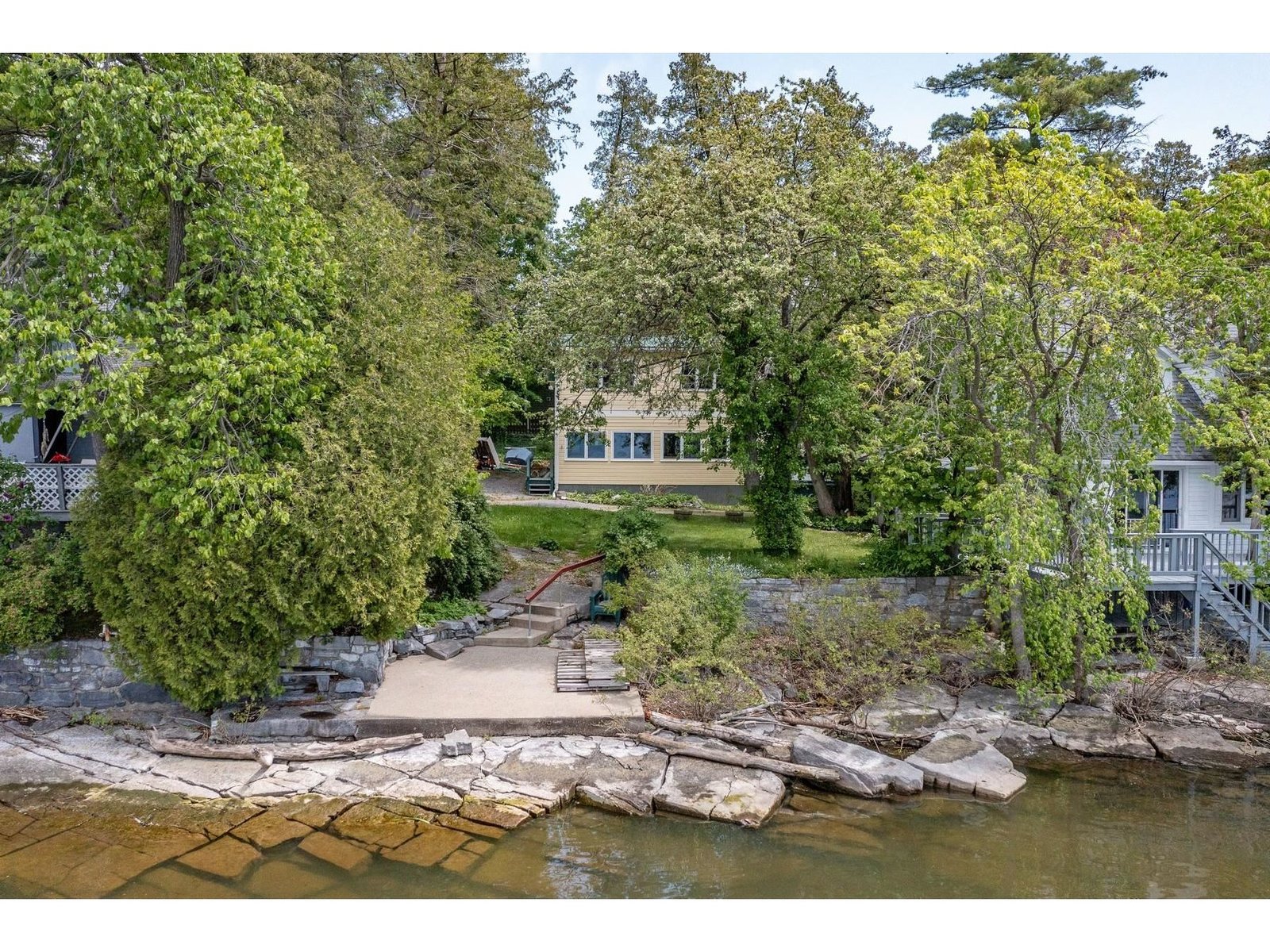 379 North Road Ferrisburgh, Vermont Sold in 2023