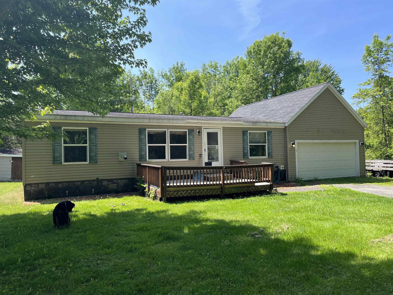 7 Vessel Road Grand Isle, Vermont Sold in 2023