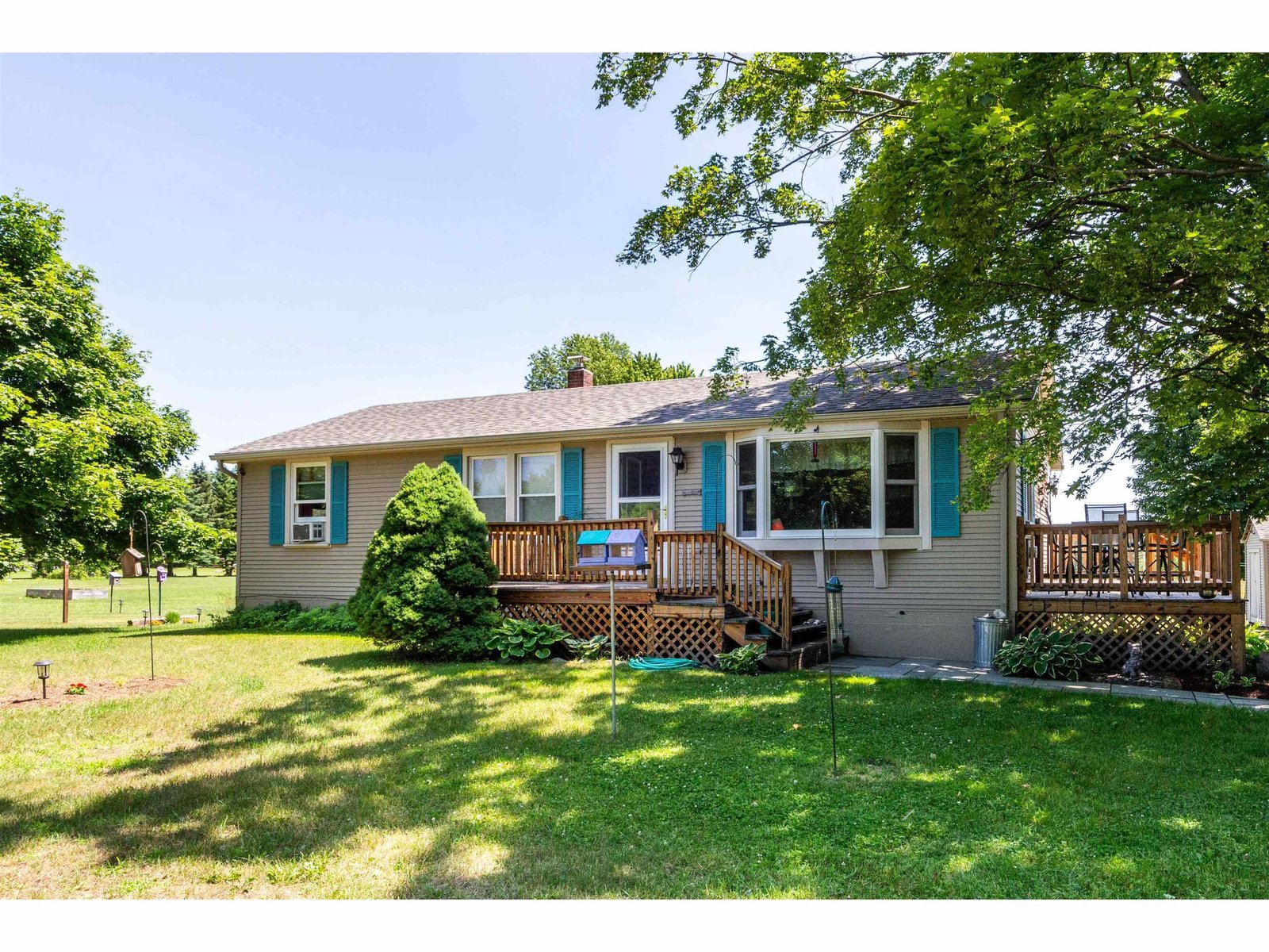 501 Quaker Street Ferrisburgh, Vermont Sold in 2023