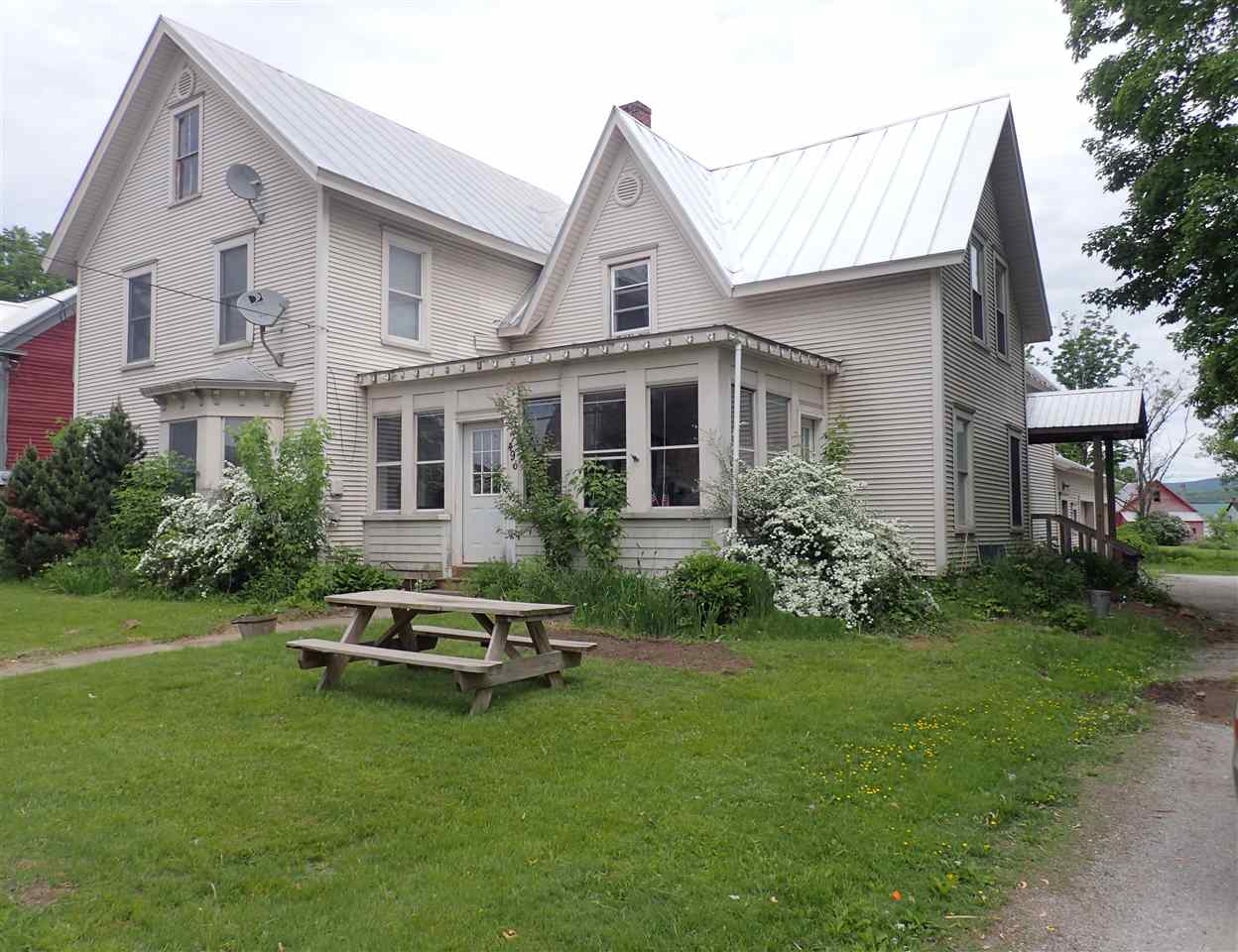 496 Main