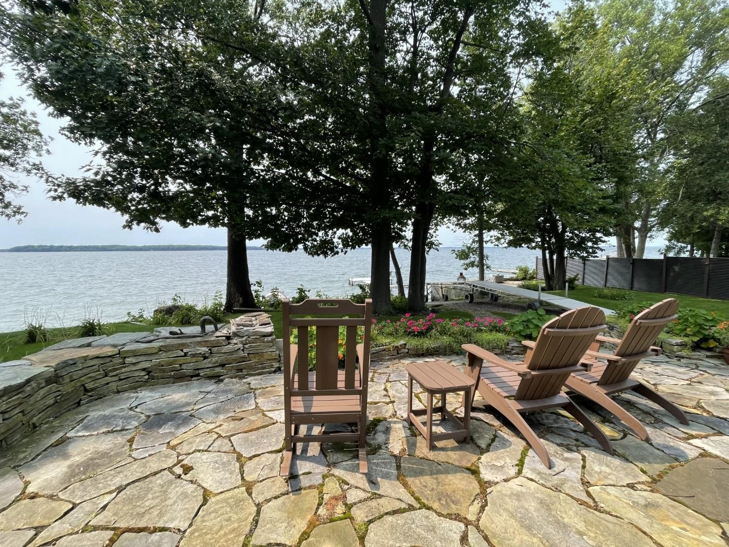5456 Maquam Shore Road, St. Albans Town