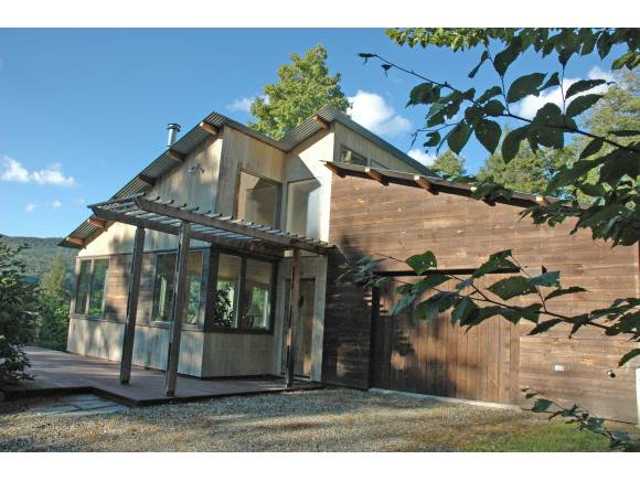 498 Bailey Bridge Road (TH 20)