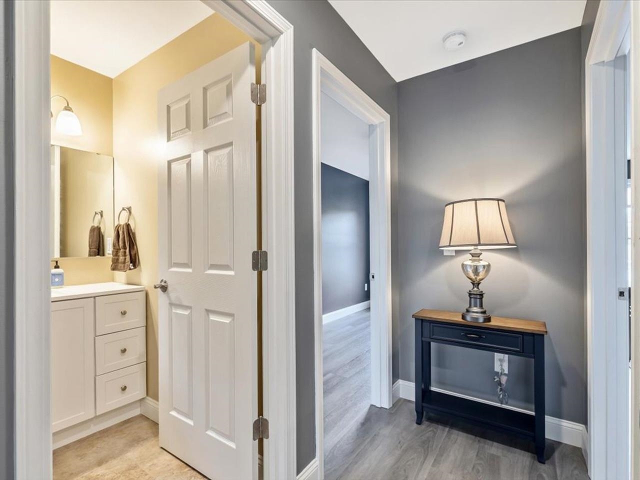 498 Fairfax Street, Unit 102