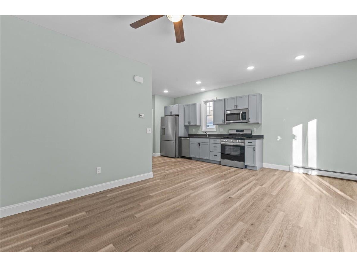 498 Fairfax Street, Unit 101