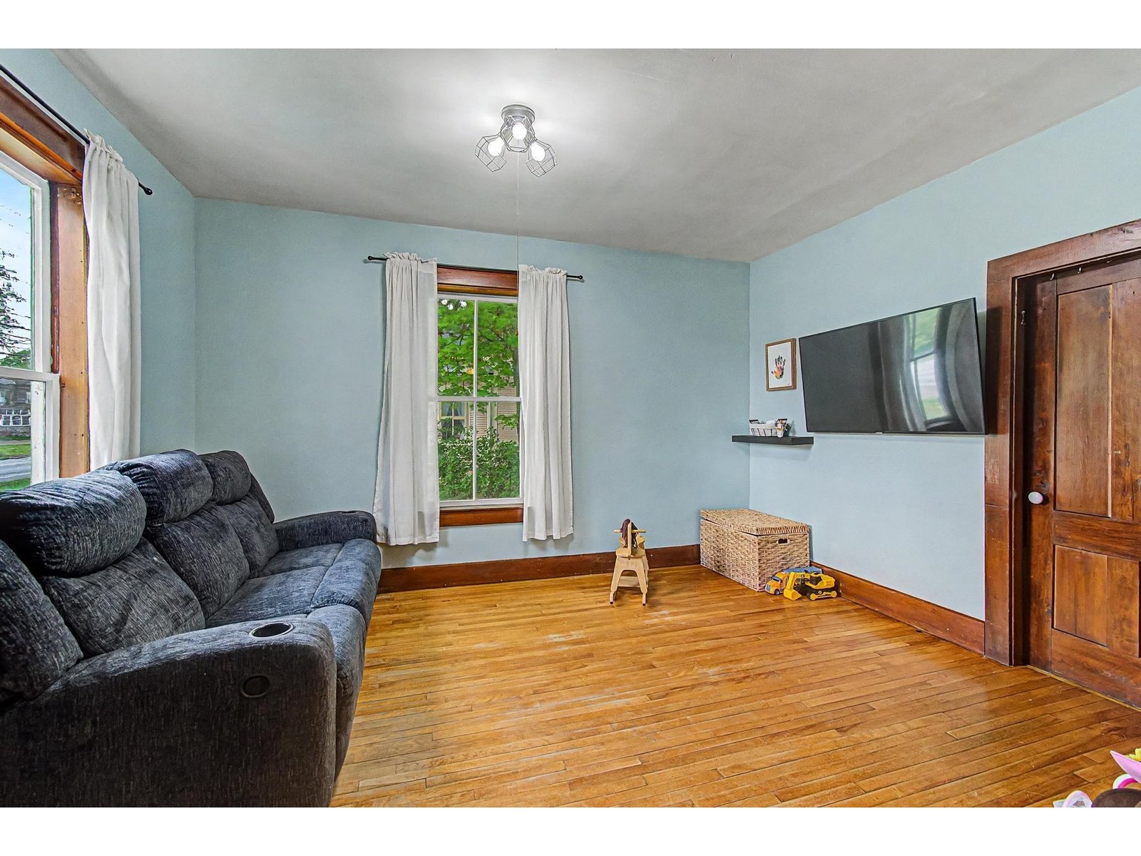 498 Montgomery Road