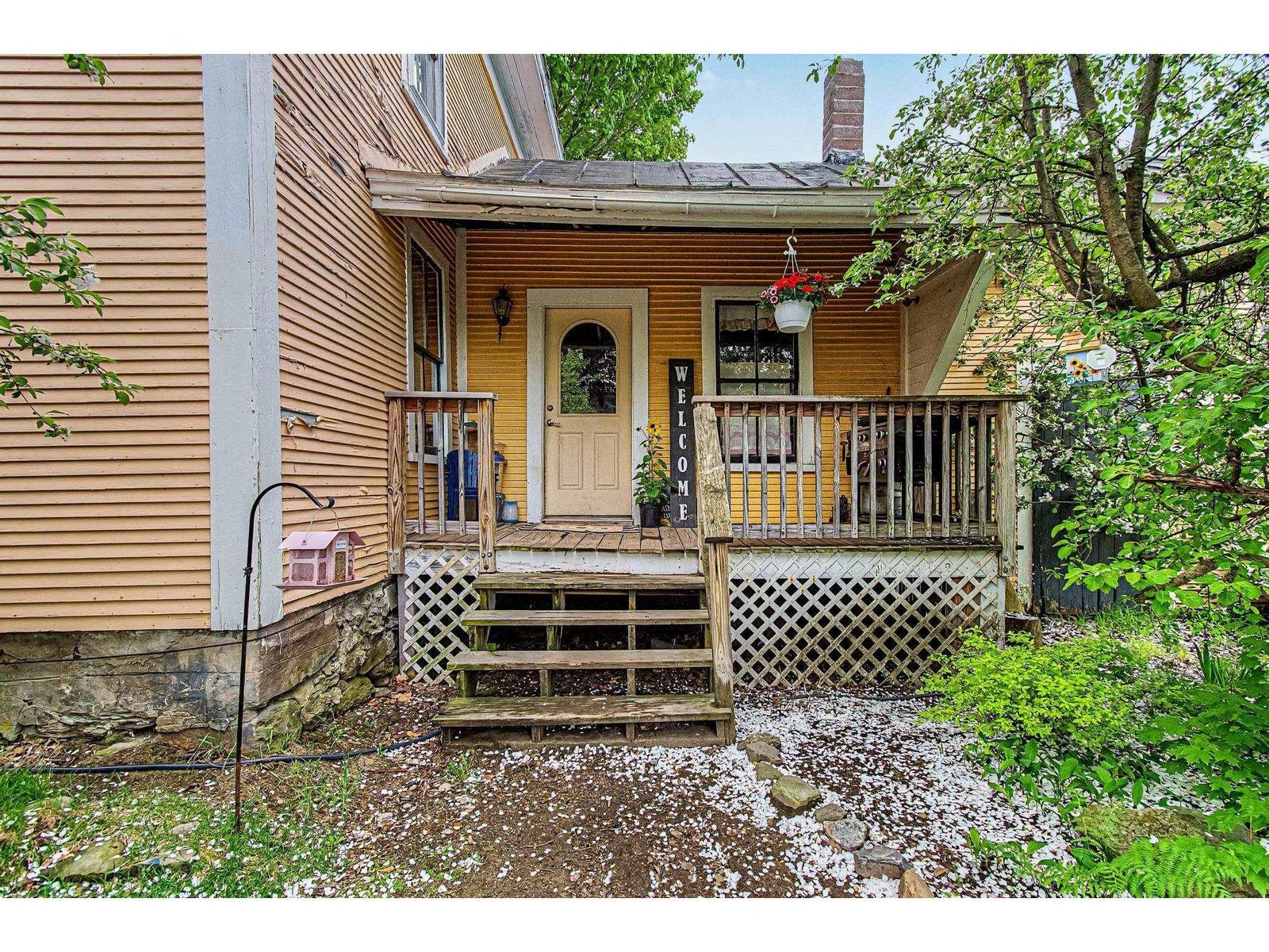 498 Montgomery Road